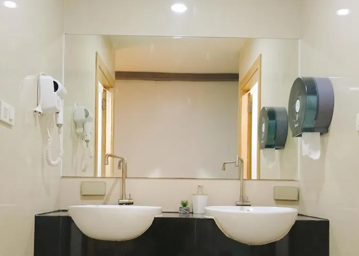 Bm Loft On Nut & Massage Hostel *