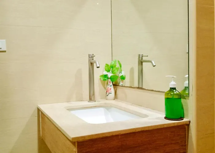 Bm Loft On Nut & Massage *