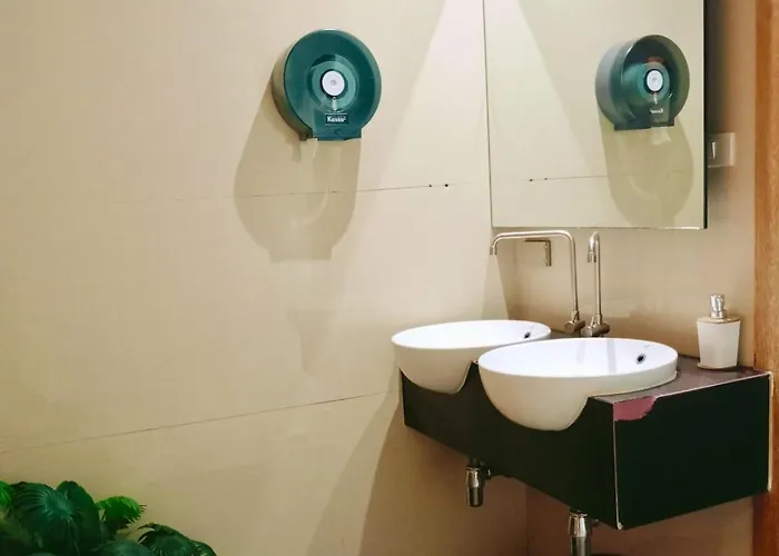 Bm Loft On Nut & Massage Hostel *