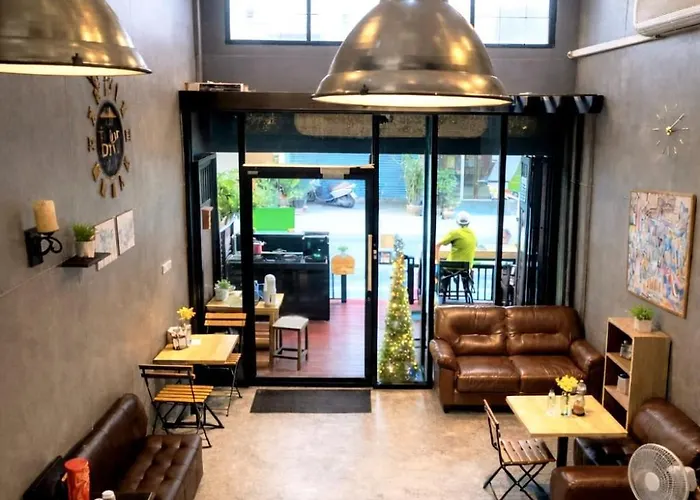 Bm Loft On Nut & Massage *