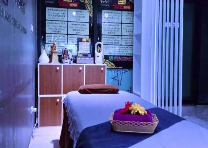 Bm Loft On Nut & Massage Hostel *