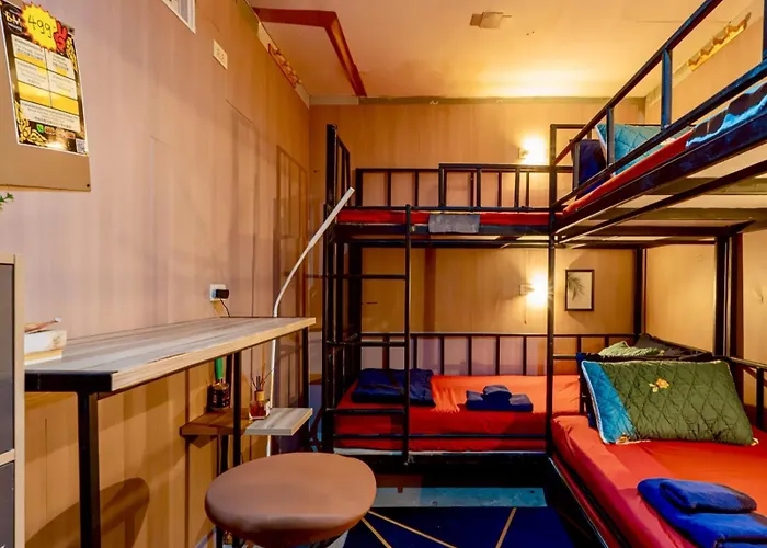 Bm Loft On Nut & Massage *
