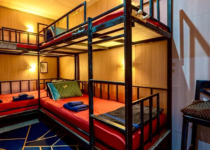 Bm Loft On Nut & Massage * Bangkok